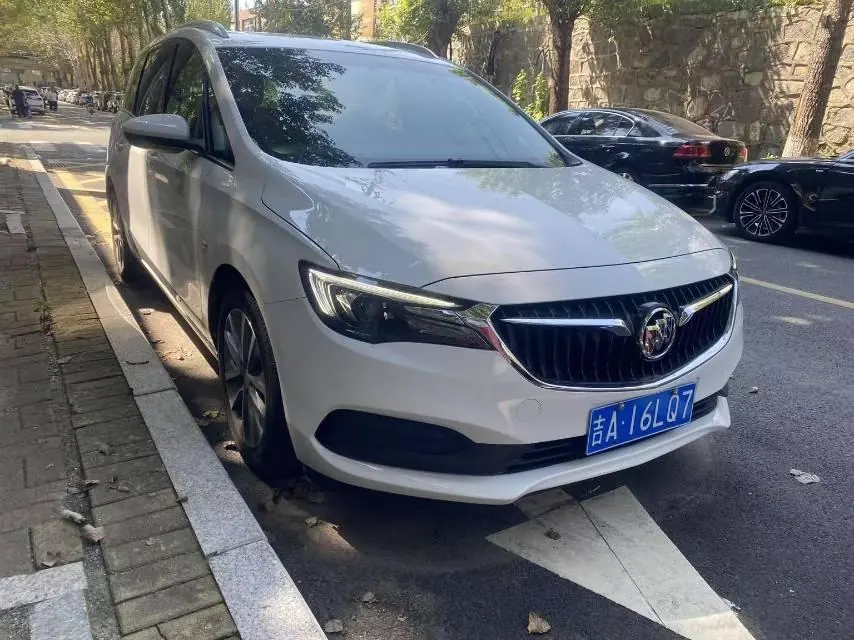 Buick 2021 GL6 48V 1.3T 323T interconnected distinguished automatic gear 3