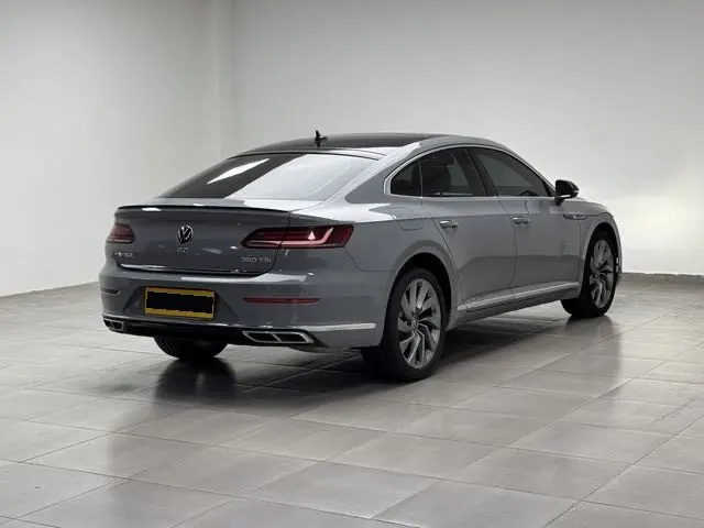 Volkswagen 2023 CC 2.0TSI 380TSI eye-catching automatic gear 7