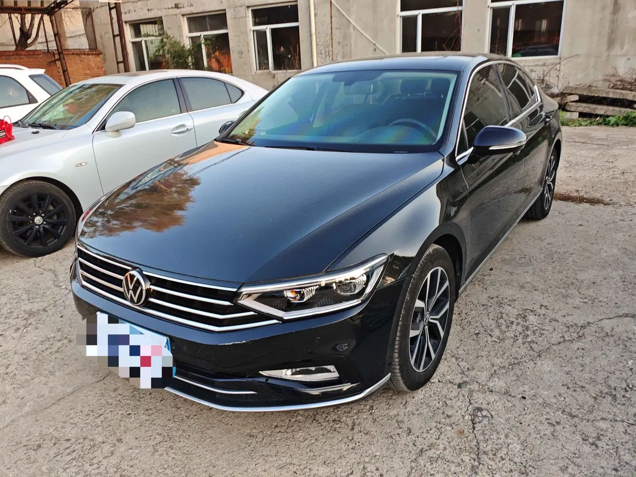 Volkswagen 2020 Magotan 2.0TSI 330TSI Leading Automatic - View 1
