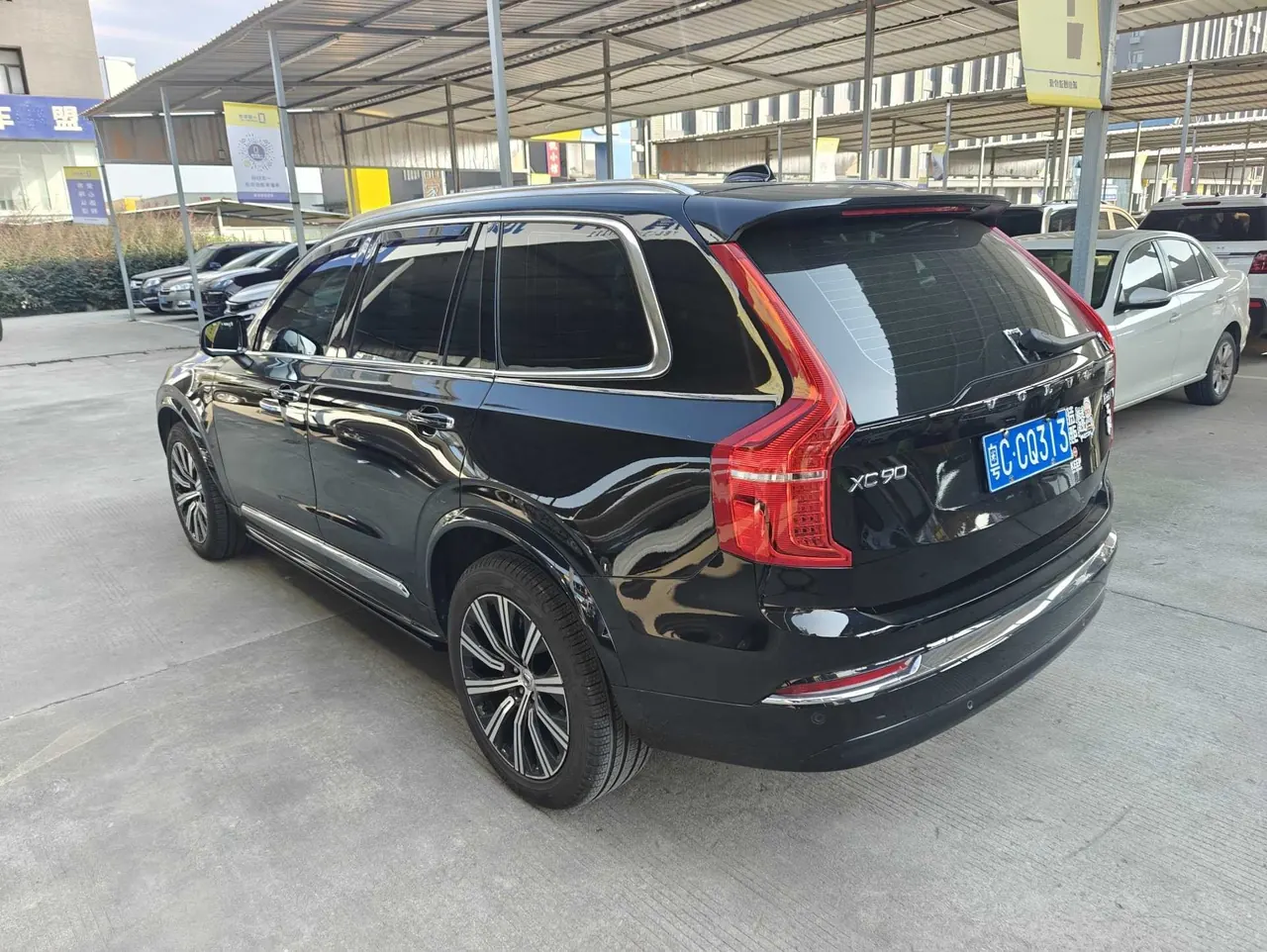Volvo XC90 (Imported) 2023 XC90 48V 2.0T B6 Zhiyi Deluxe Edition 7-seat Automatic Gear 4