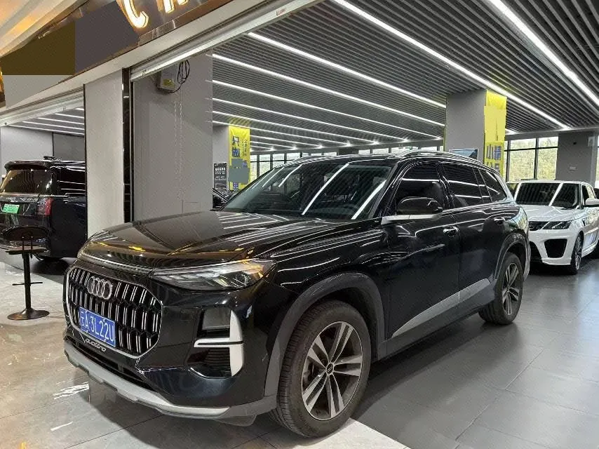 Audi 2026 Q6 2.0TFSI 40TFSI Quattro Commemorative Edition Yu Lin Set 7-seat Automatic Block - View 1