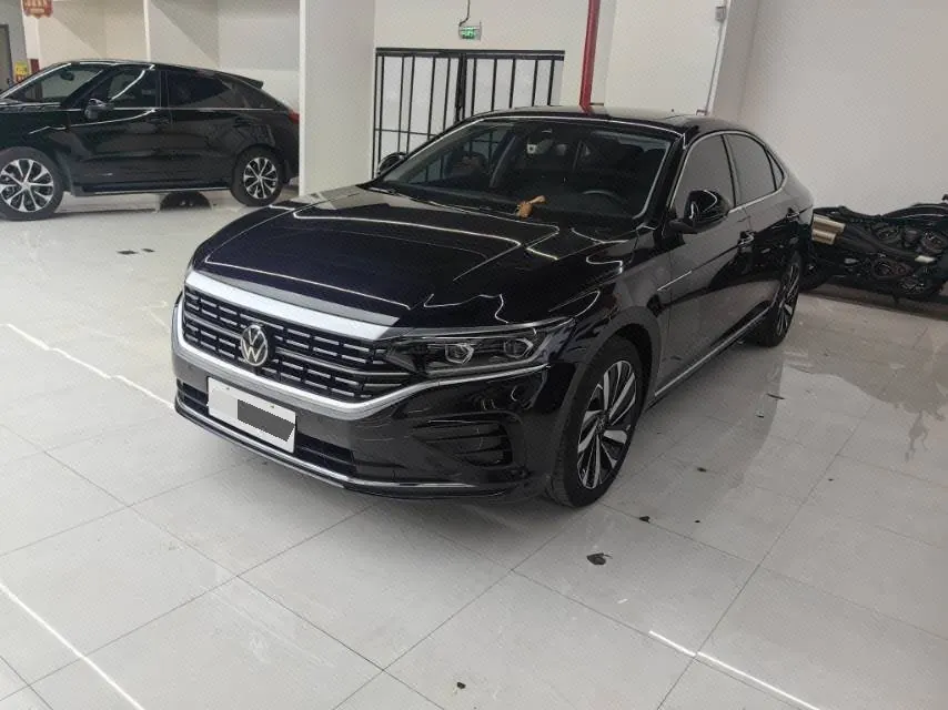 Volkswagen 2024 Passat 2.0TSI 380TSI Longyao Edition Automatic Gear - View 1