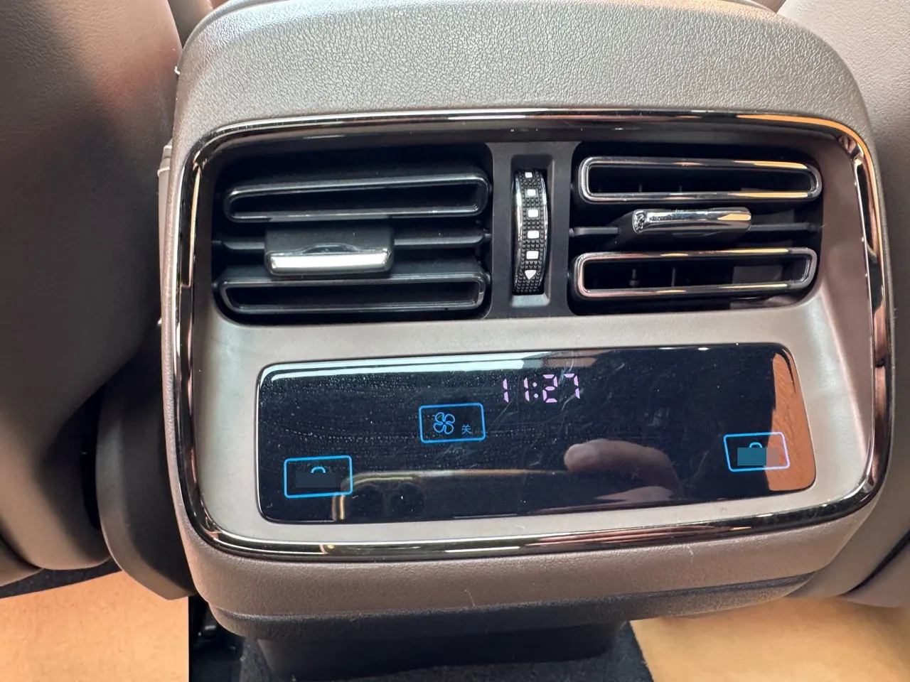 BYD 2024 Han DM-i 1.5T stepless glory version 121KM exclusive automatic gear 4