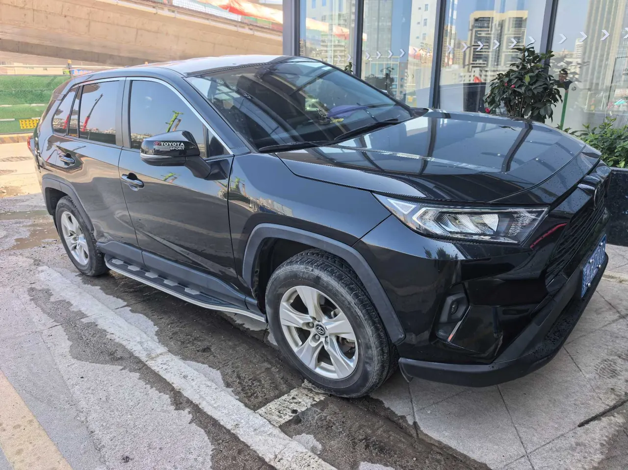 Toyota 2023 RAV4 Rongbo 2.0 Stepless Two-Drive City Edition Automatic Gear 3