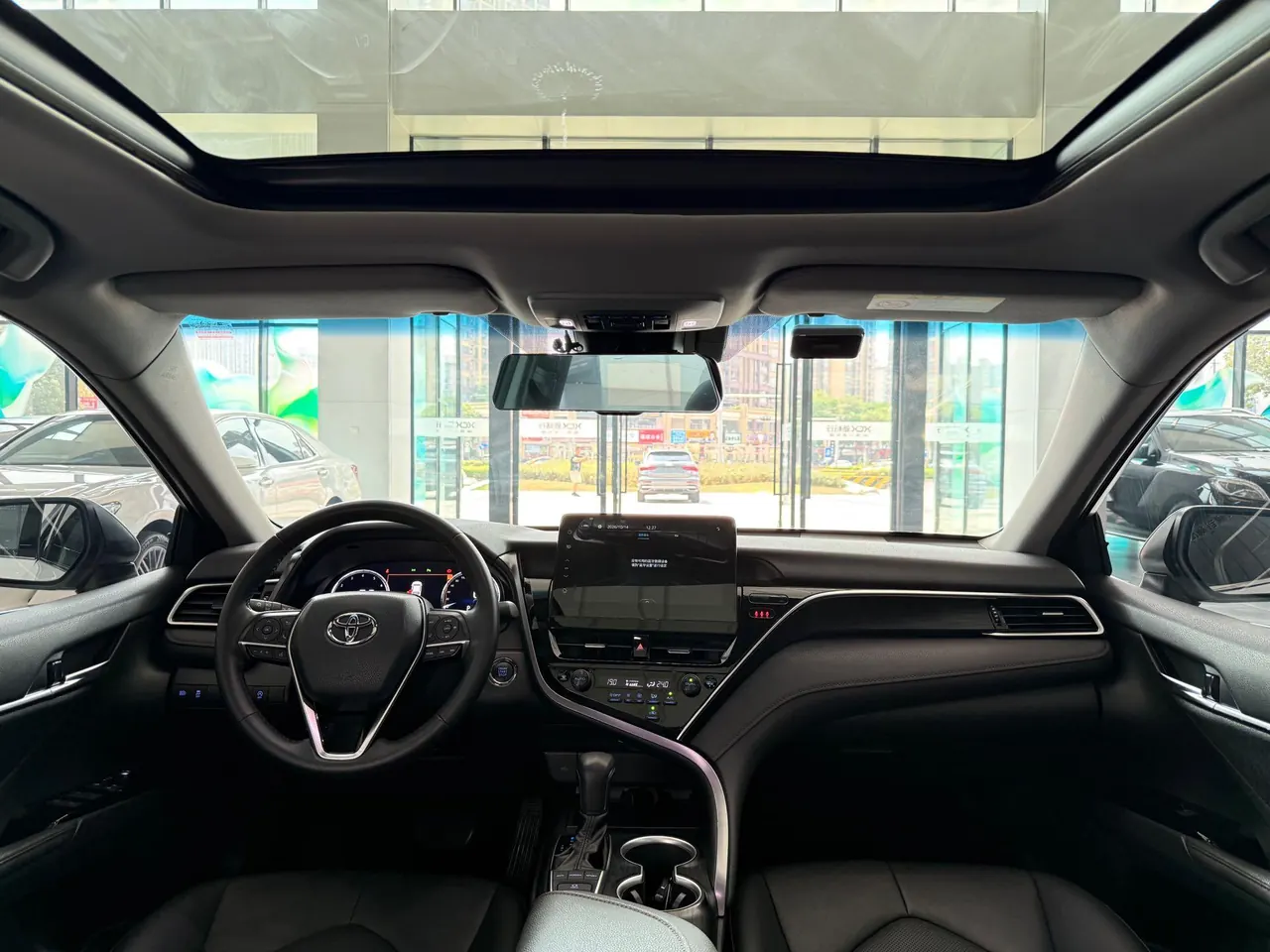 Toyota 2023 Camry 2.5G Deluxe Edition Automatic Gear 4