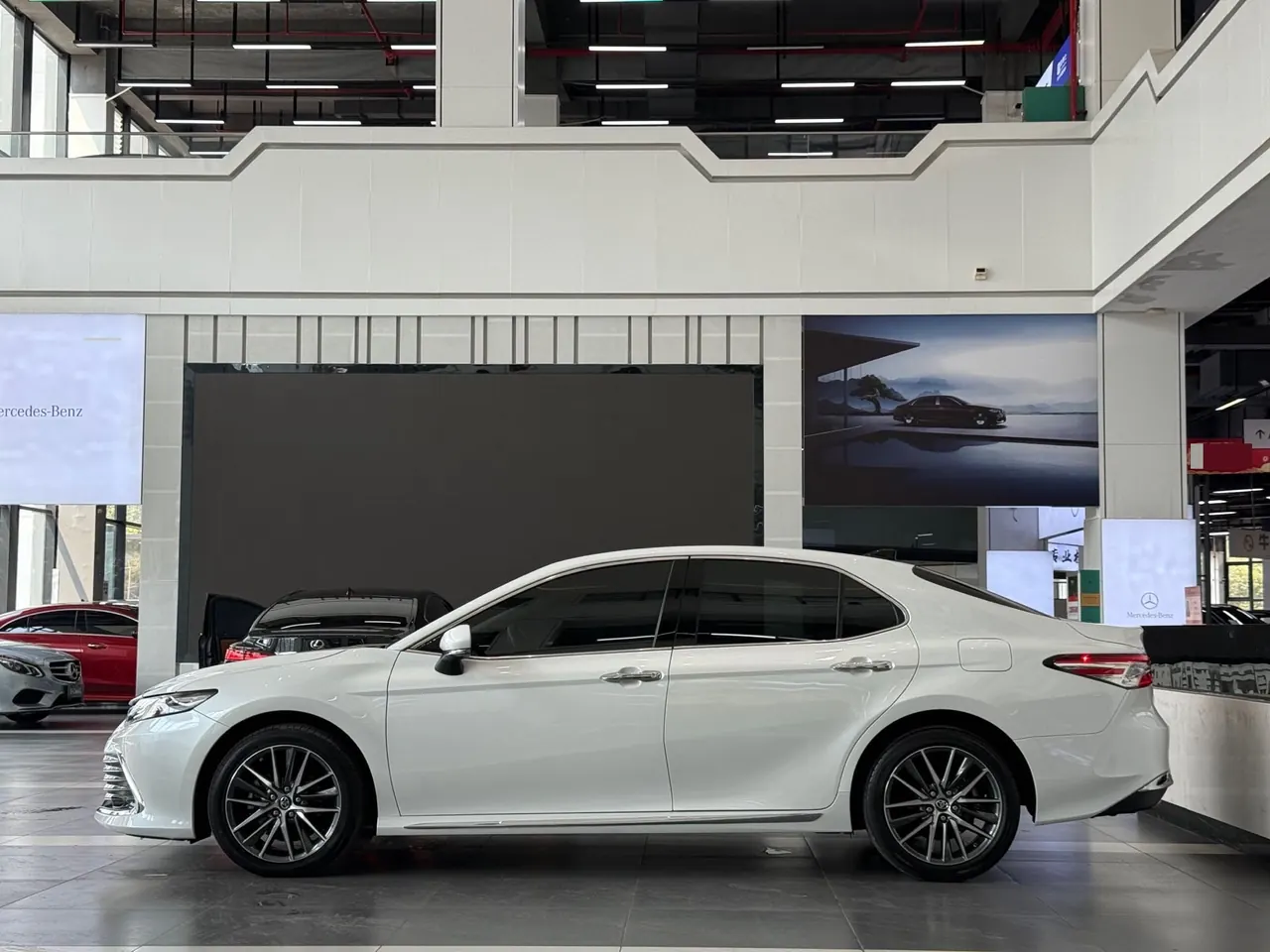 Toyota 2023 Camry 2.5G Deluxe Edition Automatic Gear 6