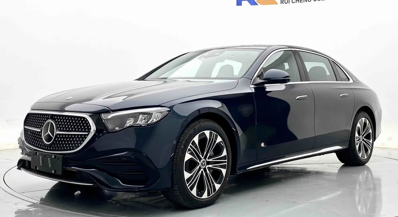Mercedes Benz E Class 2024 E 300 L 48V 2.0T Fashion Sports Automatic - View 1