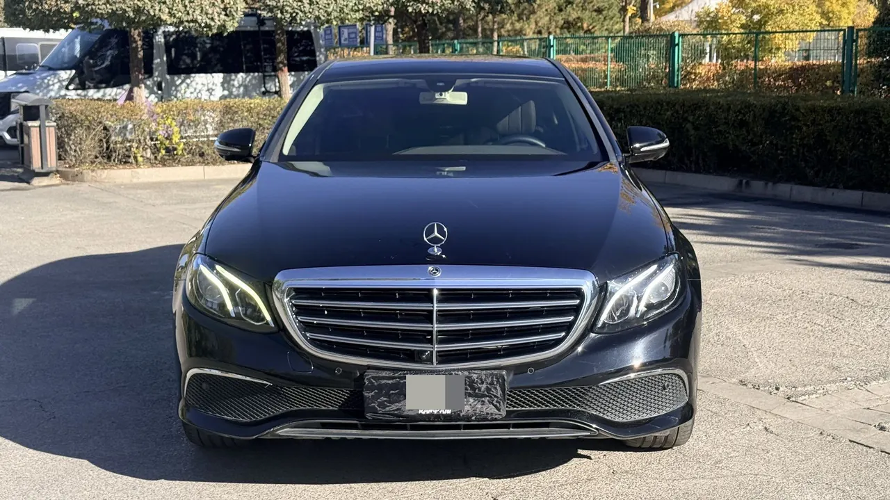 Mercedes Benz E-Class 2020 E 300 L 2.0T Fashion Automatic Gear 2