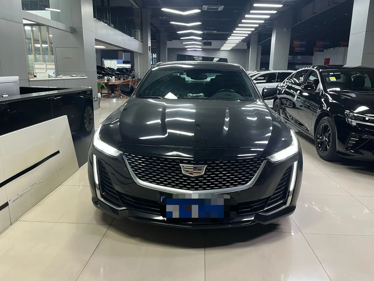 Cadillac 2023 CT5 2.0T 28T Luxury (Standard Edition) Automatic Gear 2