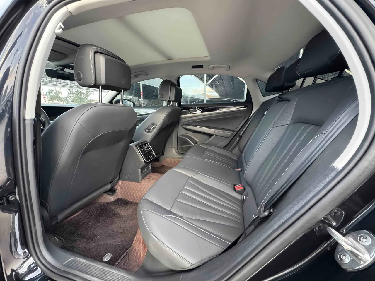 Volkswagen 2024 Passat 2.0TSI 330TSI Elite Edition Automatic 6