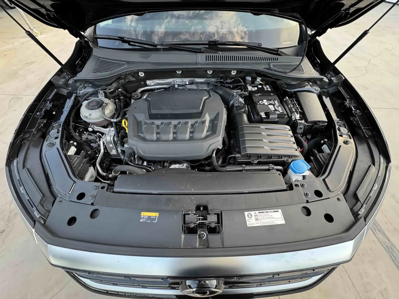 Volkswagen 2024 Passat 2.0TSI 330TSI Elite Edition Automatic 8