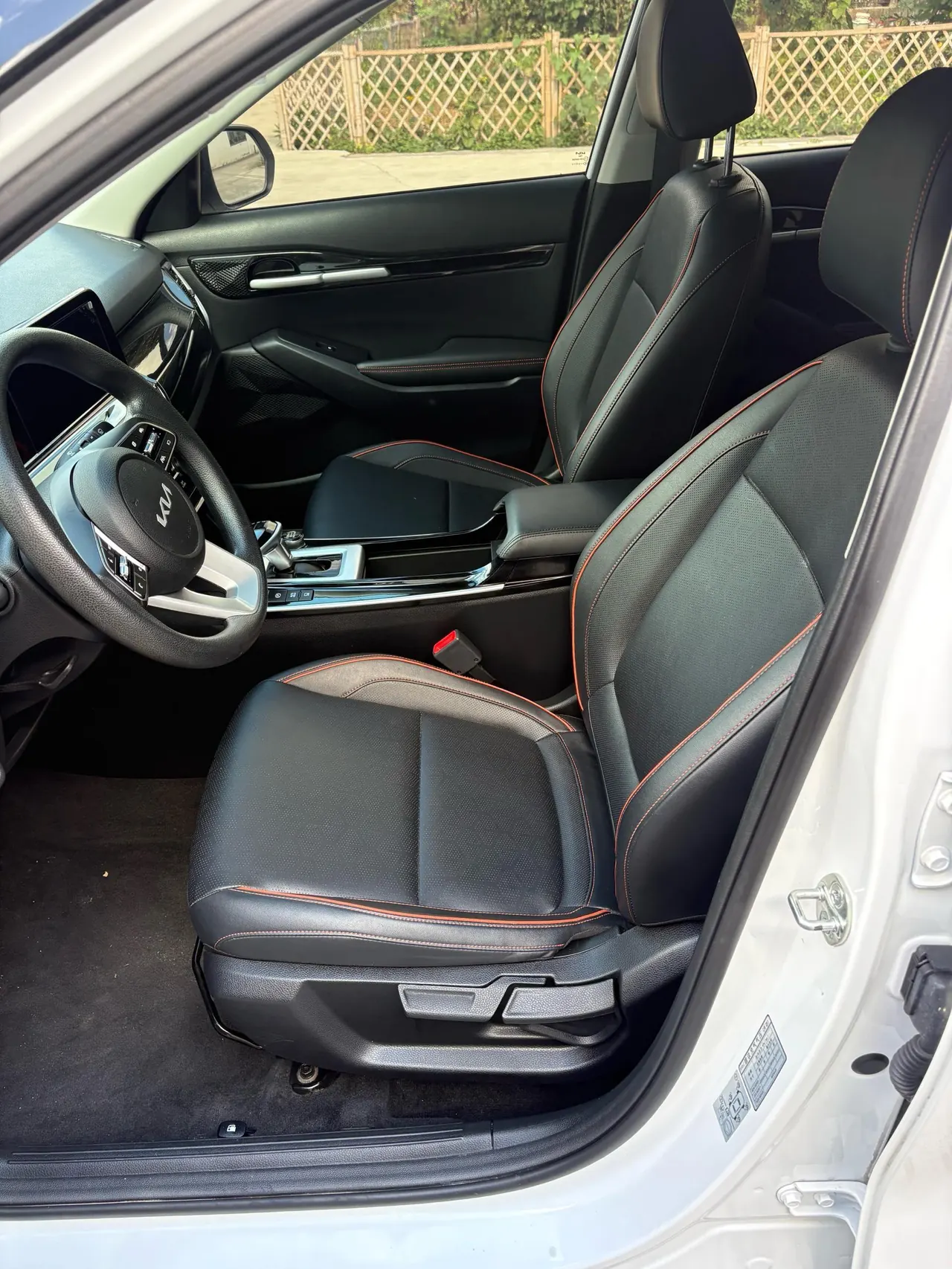 Kia 2023 Setus 1.5 Stepless Deluxe Edition Automatic Transmission 8