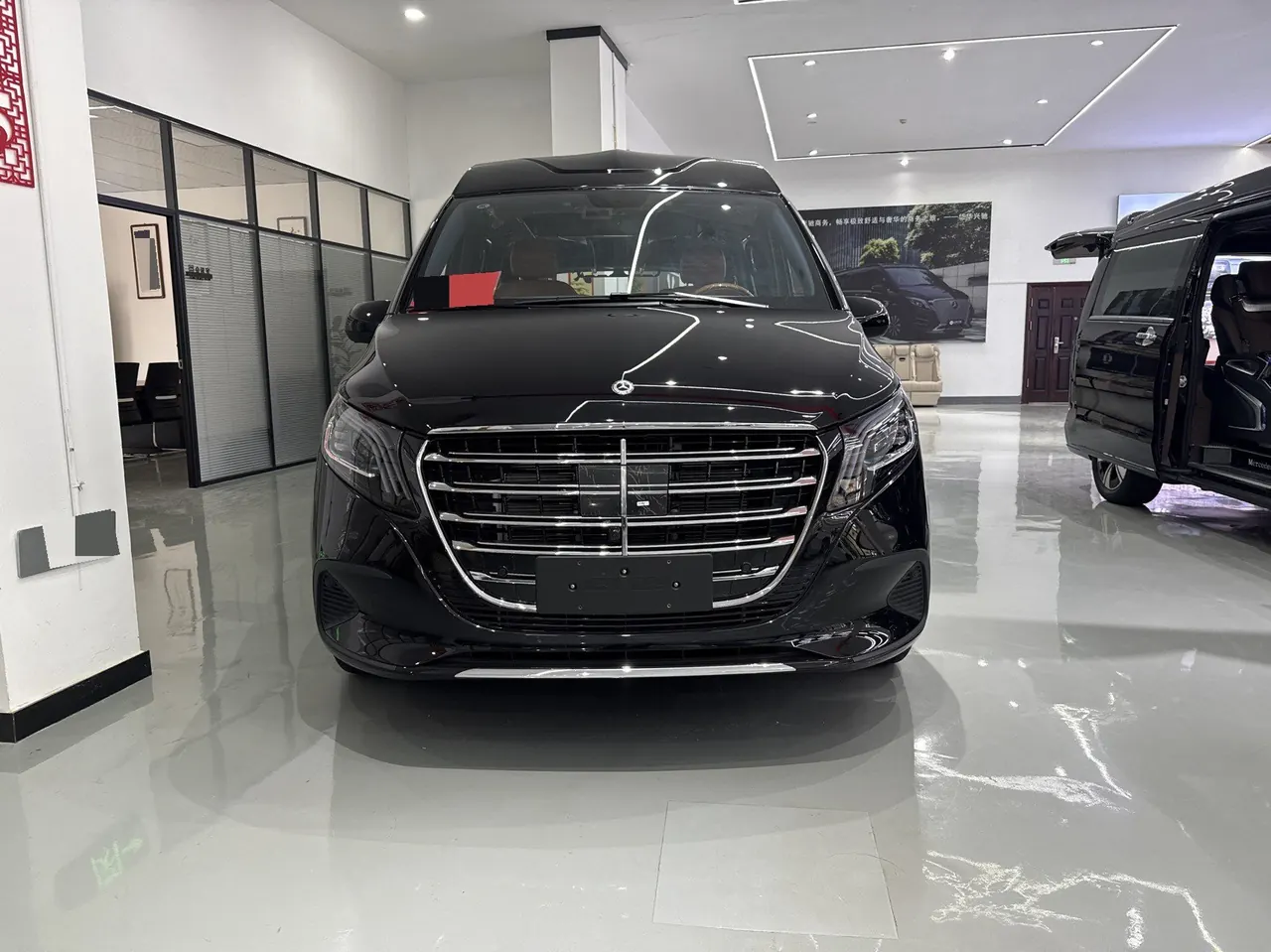 Mercedes Benz 2024 Vito 2.0T Business Edition 7-seat Automatic Gear 2