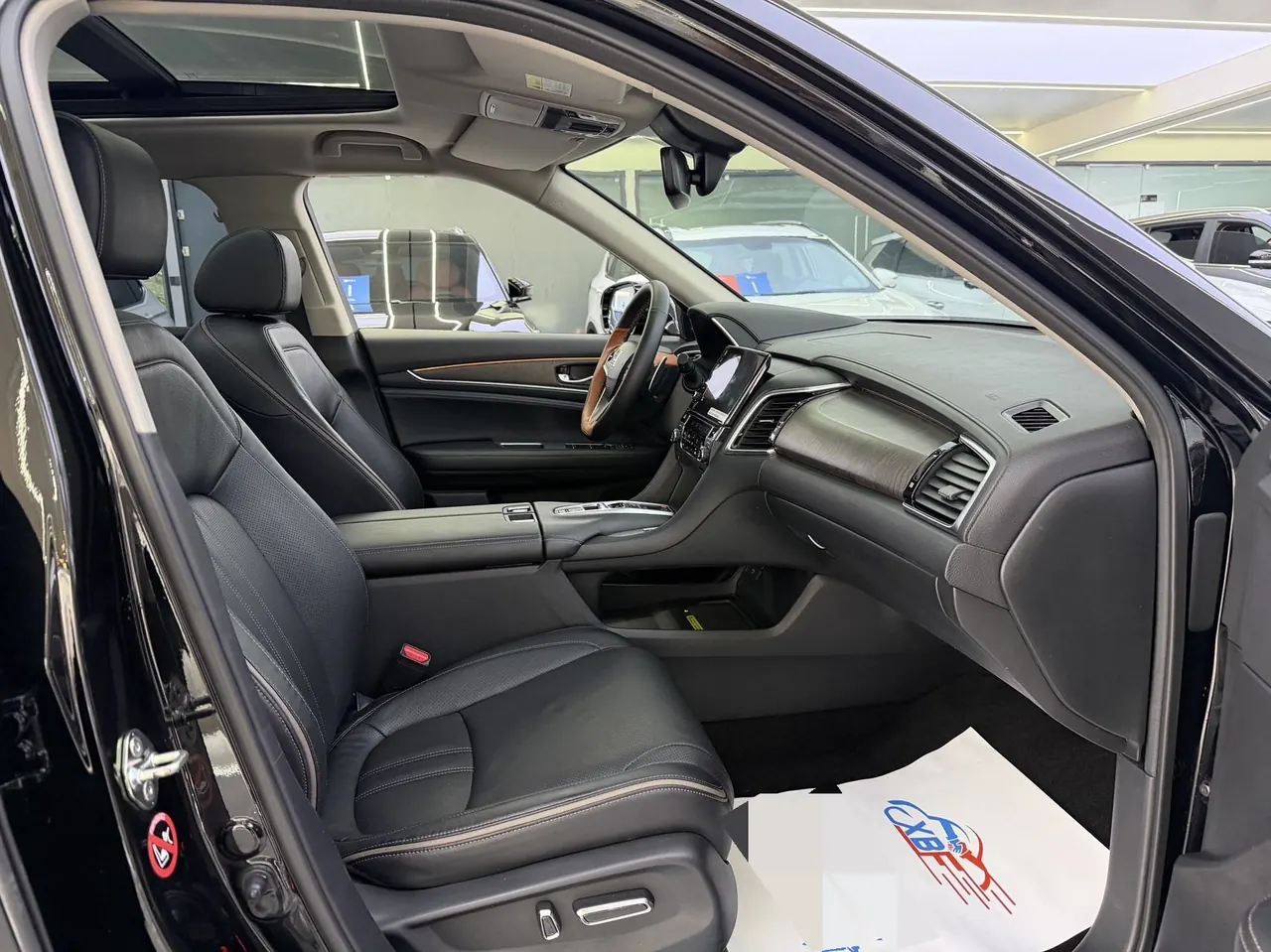 Honda 2020 Crown Road 2.0T 370TURBO Four-wheel Drive Premium Edition Automatic Gear 5