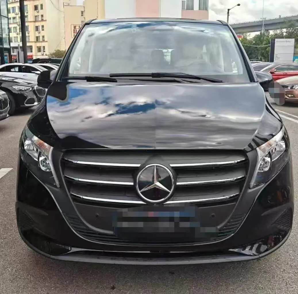 Mercedes Benz 2024 Vito 2.0T Business Edition 7-seat Automatic Gear 11