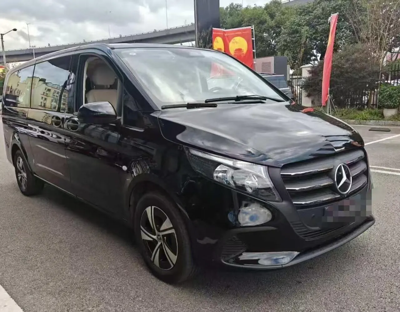 Mercedes Benz 2024 Vito 2.0T Business Edition 7-seat Automatic Gear 7