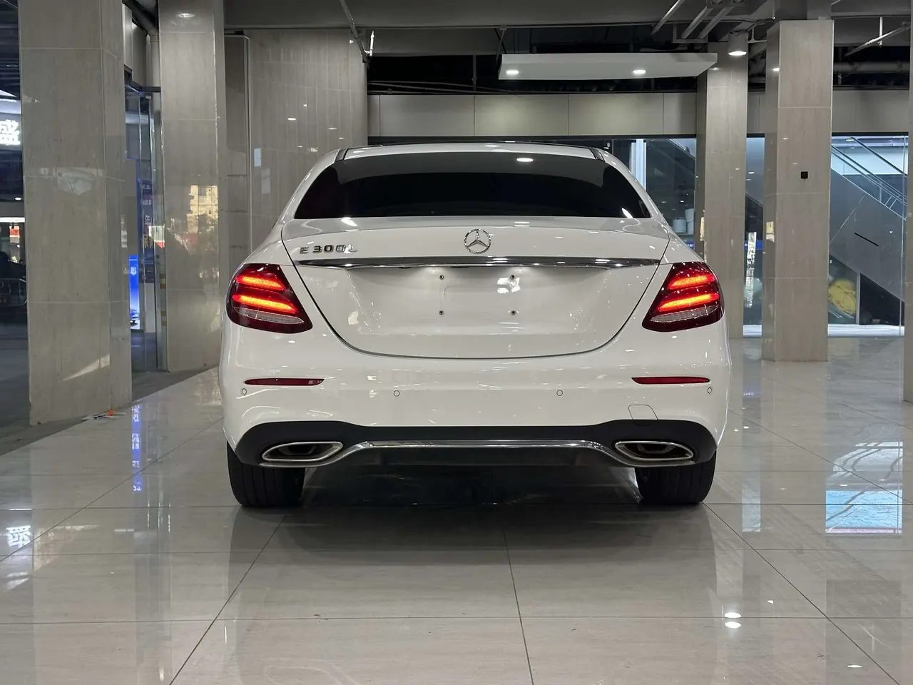 Mercedes Benz E-Class 2020 E 300 L 2.0T Sports Fashion Automatic Gear 10
