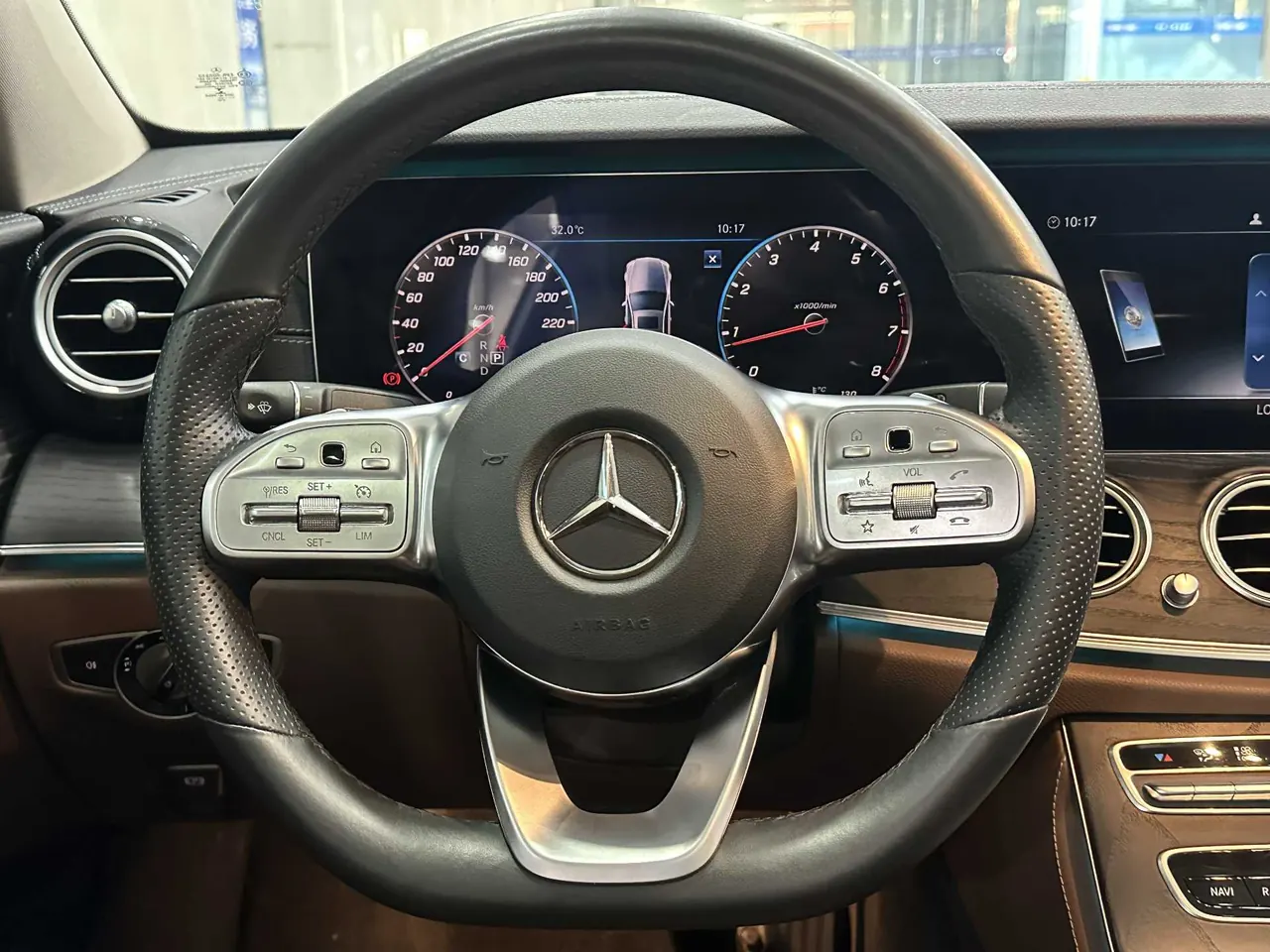 Mercedes Benz E-Class 2020 E 300 L 2.0T Sports Fashion Automatic Gear 4