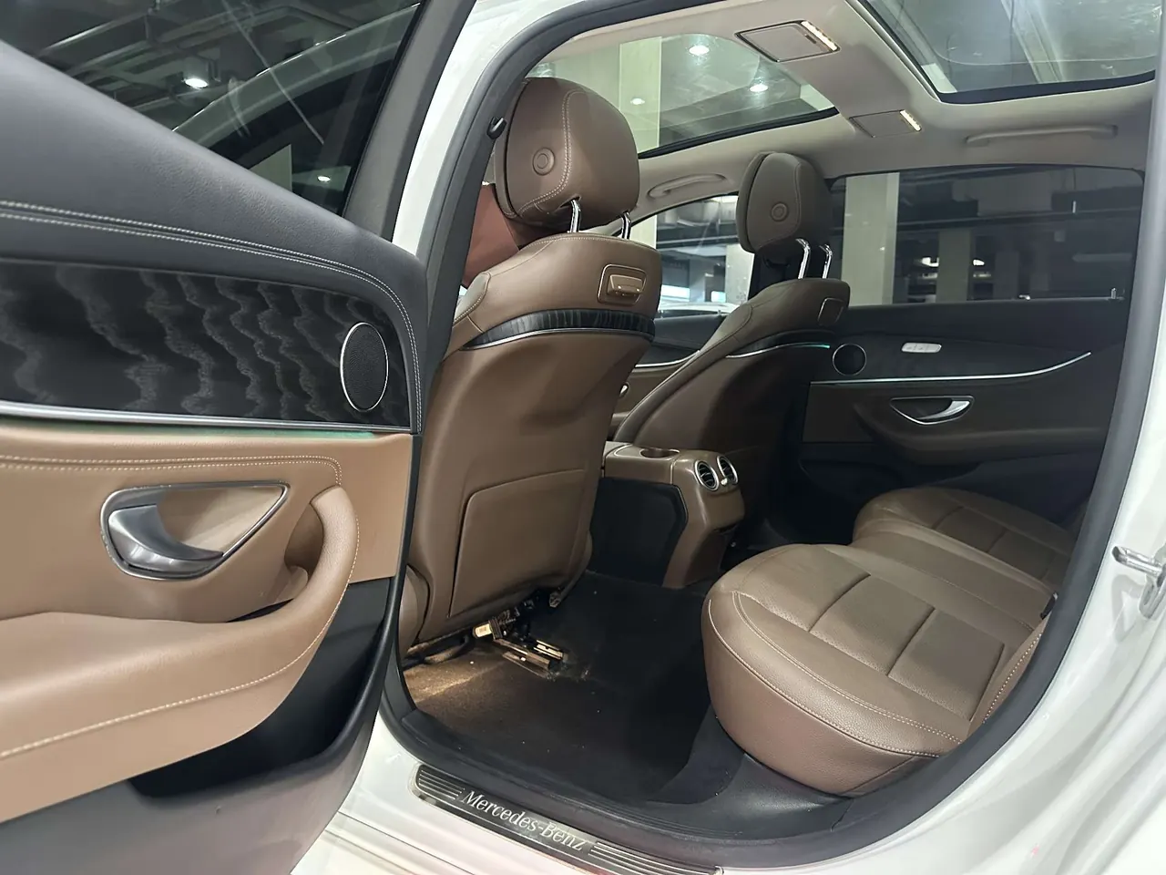 Mercedes Benz E-Class 2020 E 300 L 2.0T Sports Fashion Automatic Gear 8