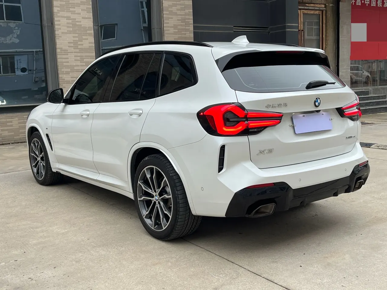 BMW 2023 X3 xDrive30i 2.0T Leading M Obsidian Night Suit Automatic Gear 8