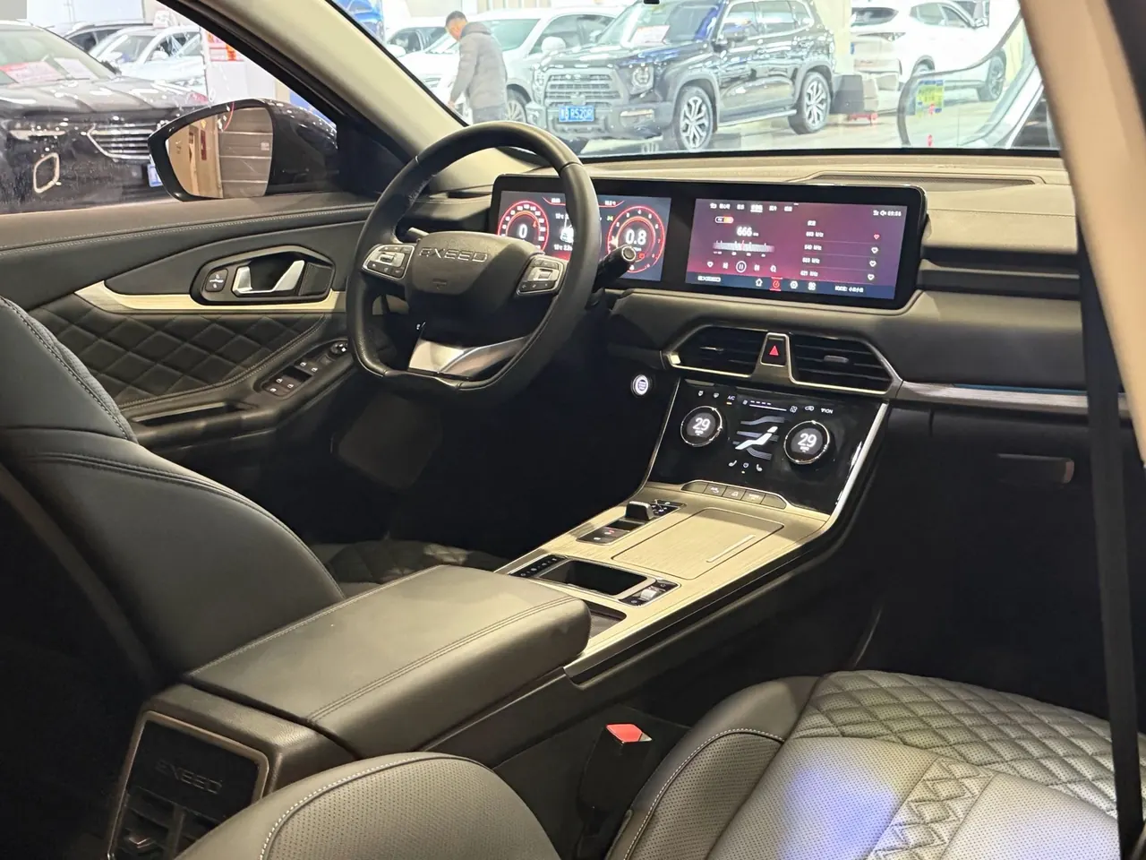 Xingtu 2021 TXL 1.6TGDI Two-Drive Star Edition Automatic Gear 4