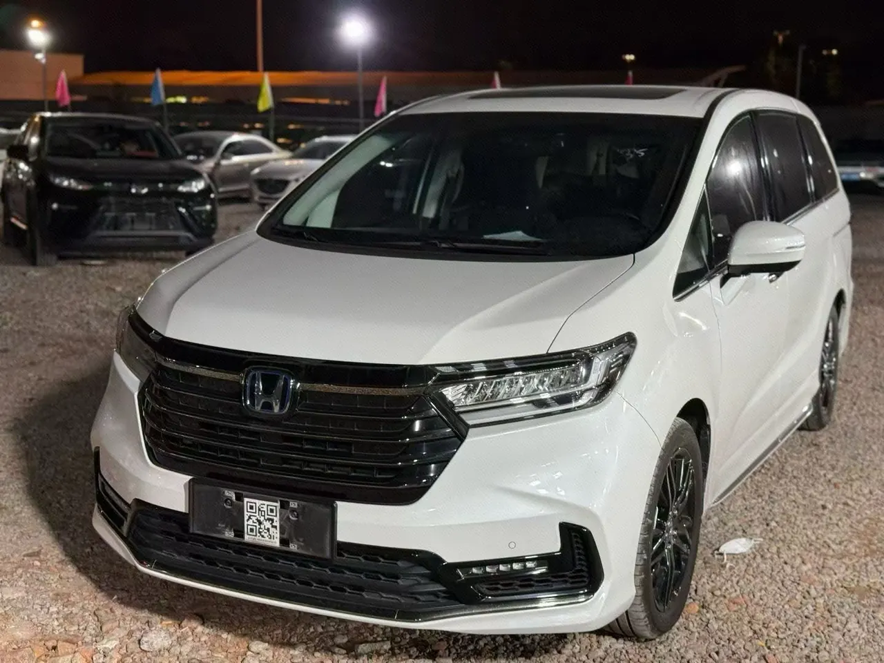 Honda 2024 Odyssey Hybrid 2.0 Stepless Sharp and Glory Edition Automatic Gear - View 1