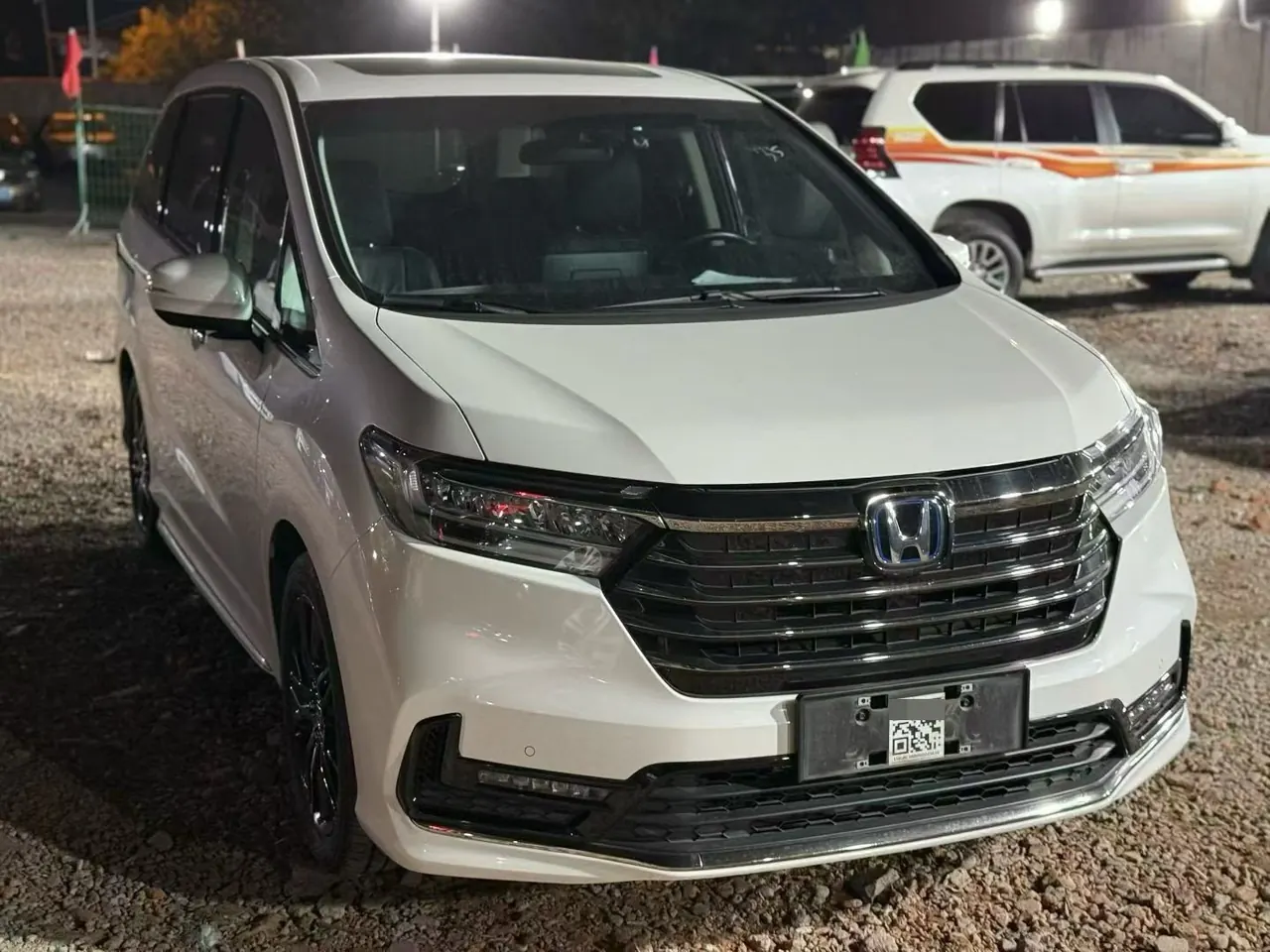 Honda 2024 Odyssey Hybrid 2.0 Stepless Sharp and Glory Edition Automatic Gear 3