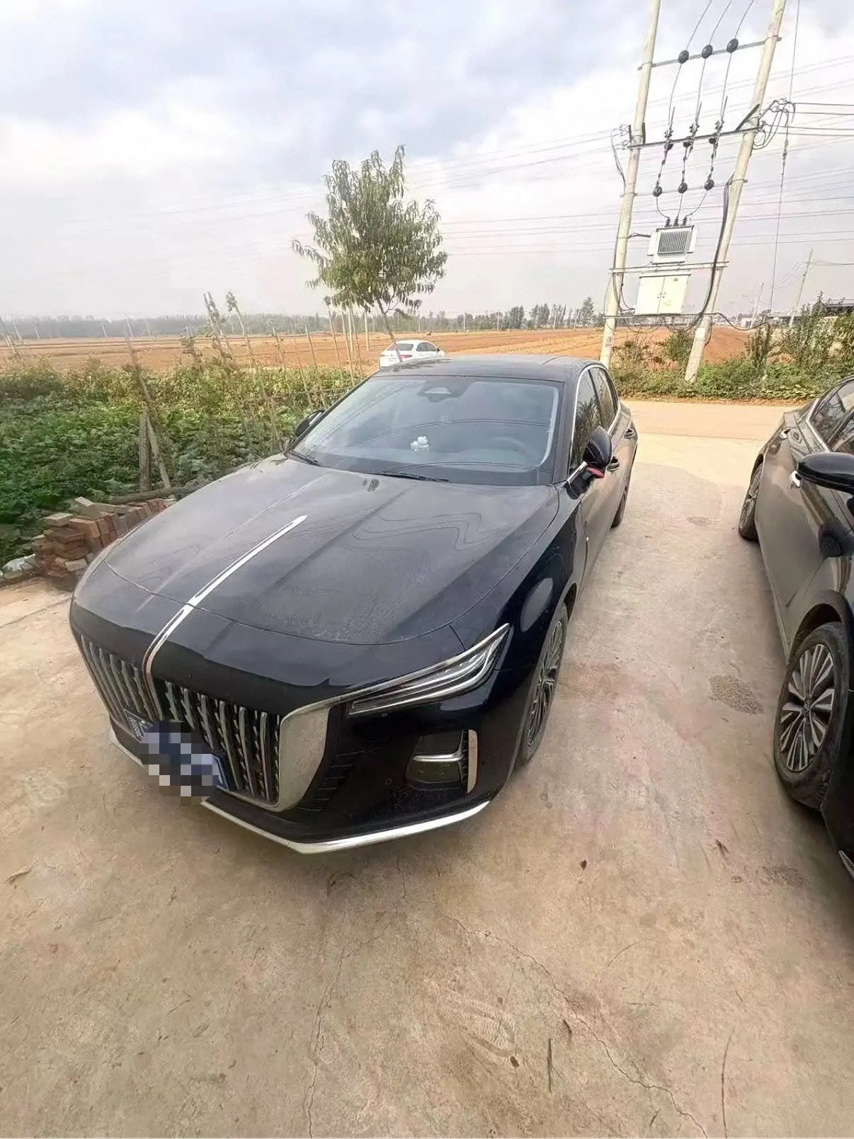 HongQi 2024 H5 2.0T Zhilian Qi Chang Edition Automatic Gear - View 1