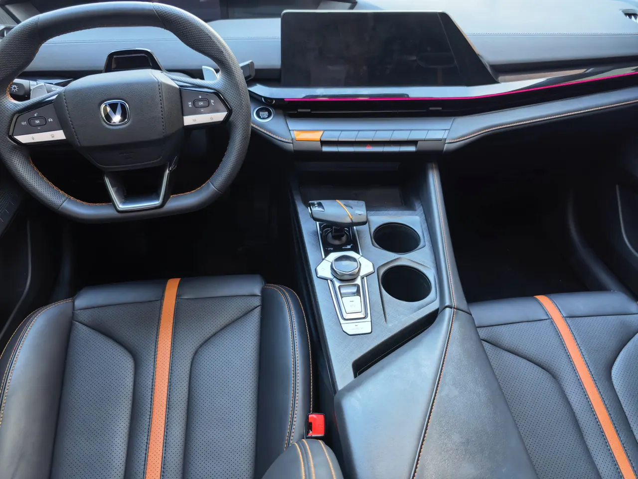 ChangAn 2024 UNI-V 1.5T Prestige Automatic 11