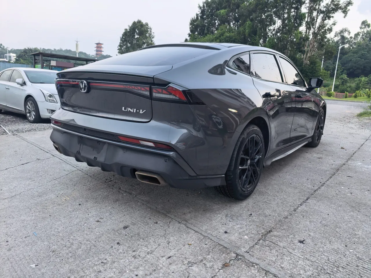ChangAn 2024 UNI-V 1.5T Prestige Automatic 15