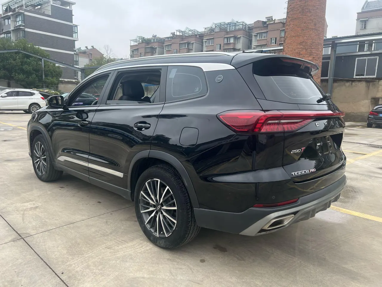 Chery 2024 Ruihu 8 PRO 1.6T 290T Champion Edition Two-wheel Drive Shining Edition 7-seat Automatic Gear 6