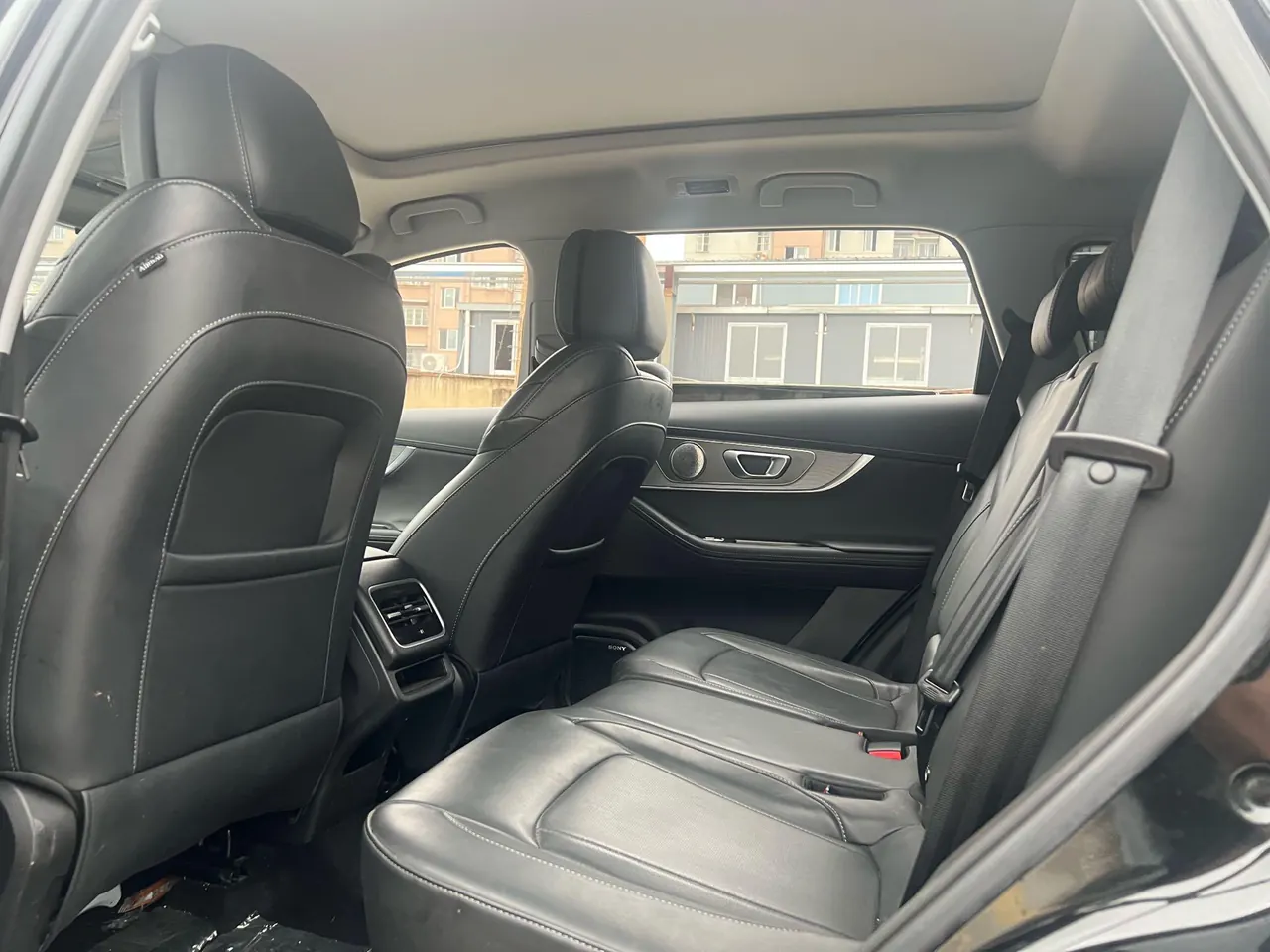 Chery 2024 Ruihu 8 PRO 1.6T 290T Champion Edition Two-wheel Drive Shining Edition 7-seat Automatic Gear 8