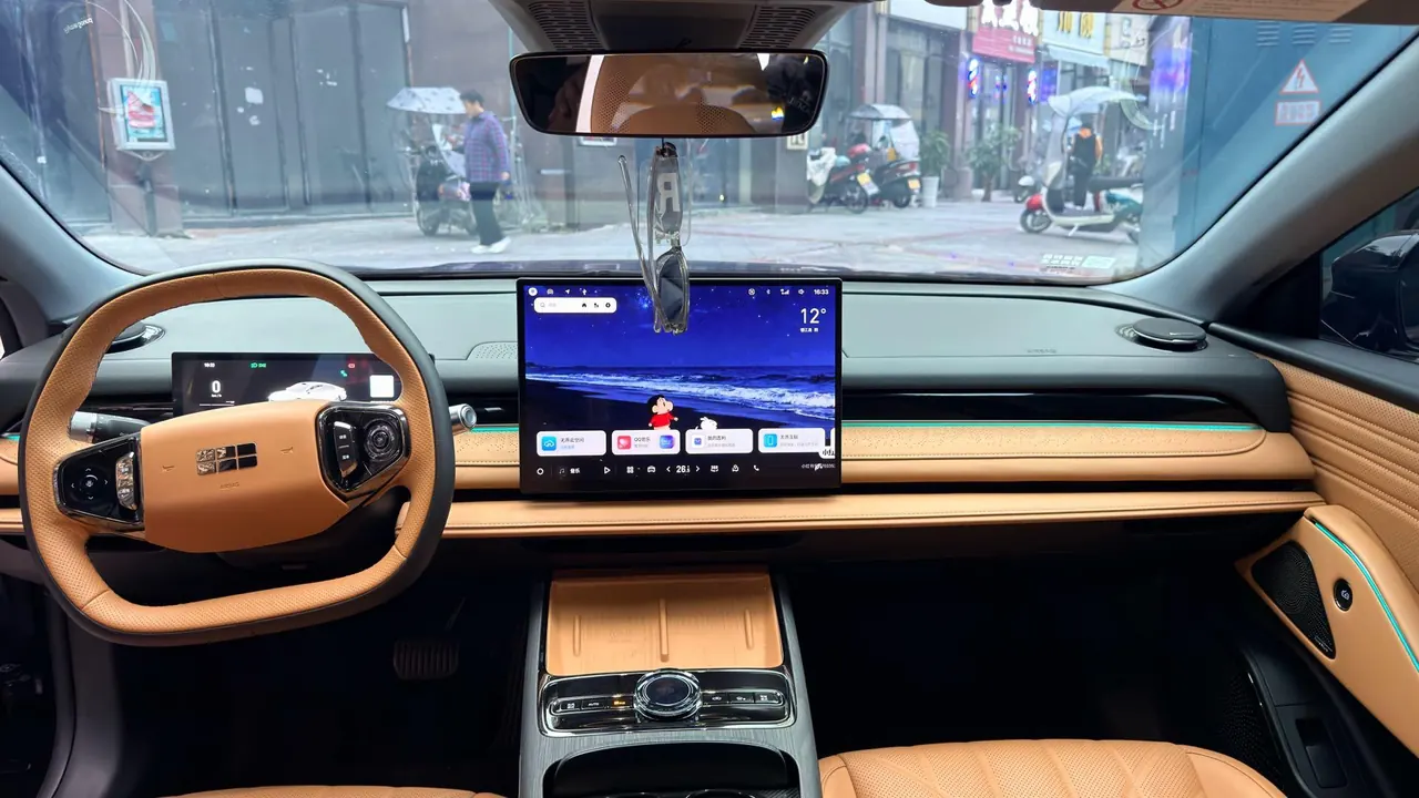 Geely Galaxy 2026 Xingyao 8 EM-i 1.5 Voyager Sailing Edition Automatic Gear 3