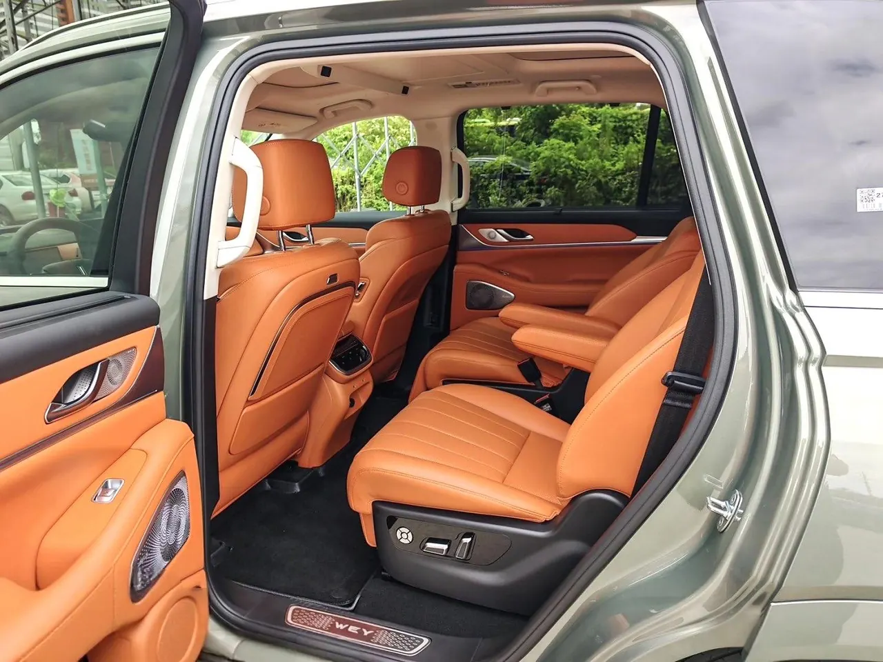 WEY 2026 Blue Mountain DHT 1.5T Intelligent Advanced Edition Four-wheel Drive Max Automatic Gear 8