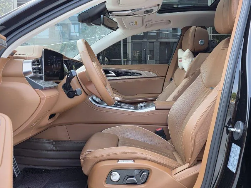 HongQi 2023 H9 48V 2.0T Zhilian Flag Edition Automatic Gear 4
