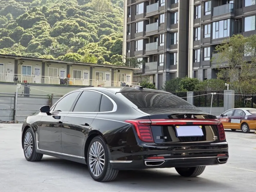 HongQi 2023 H9 48V 2.0T Zhilian Flag Edition Automatic Gear 9