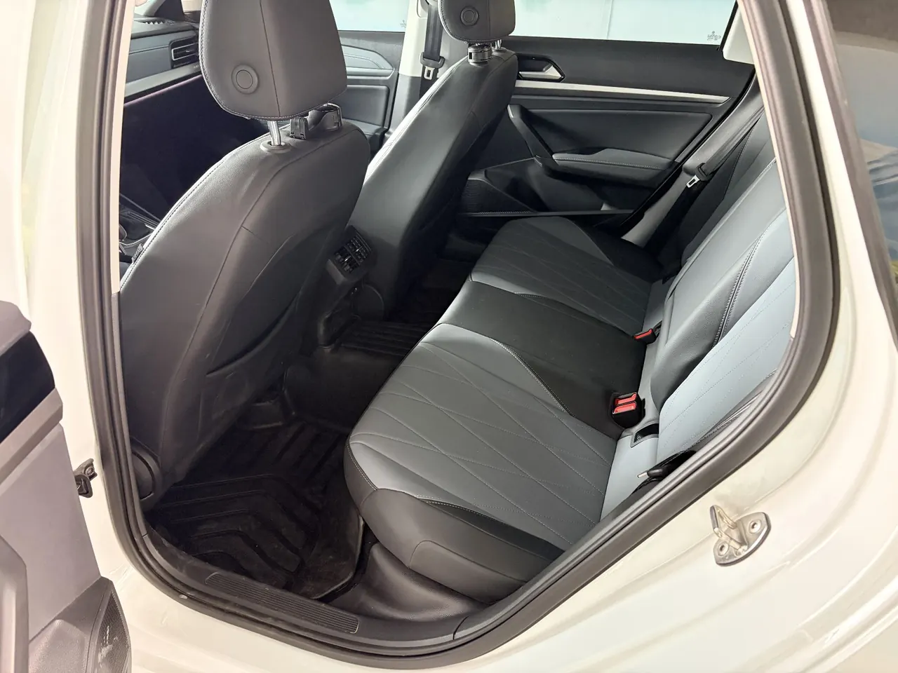 Volkswagen 2024 LaVida 1.5 Star 5 Million Edition Automatic Gear 5