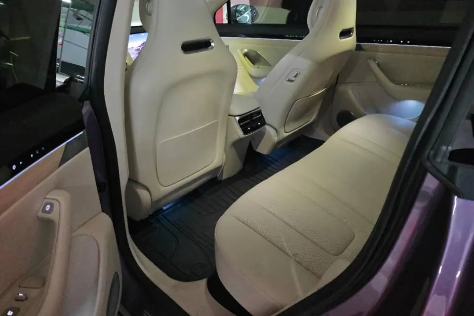 Intellectual 2024 R 7 736km UItra automatic gear 5