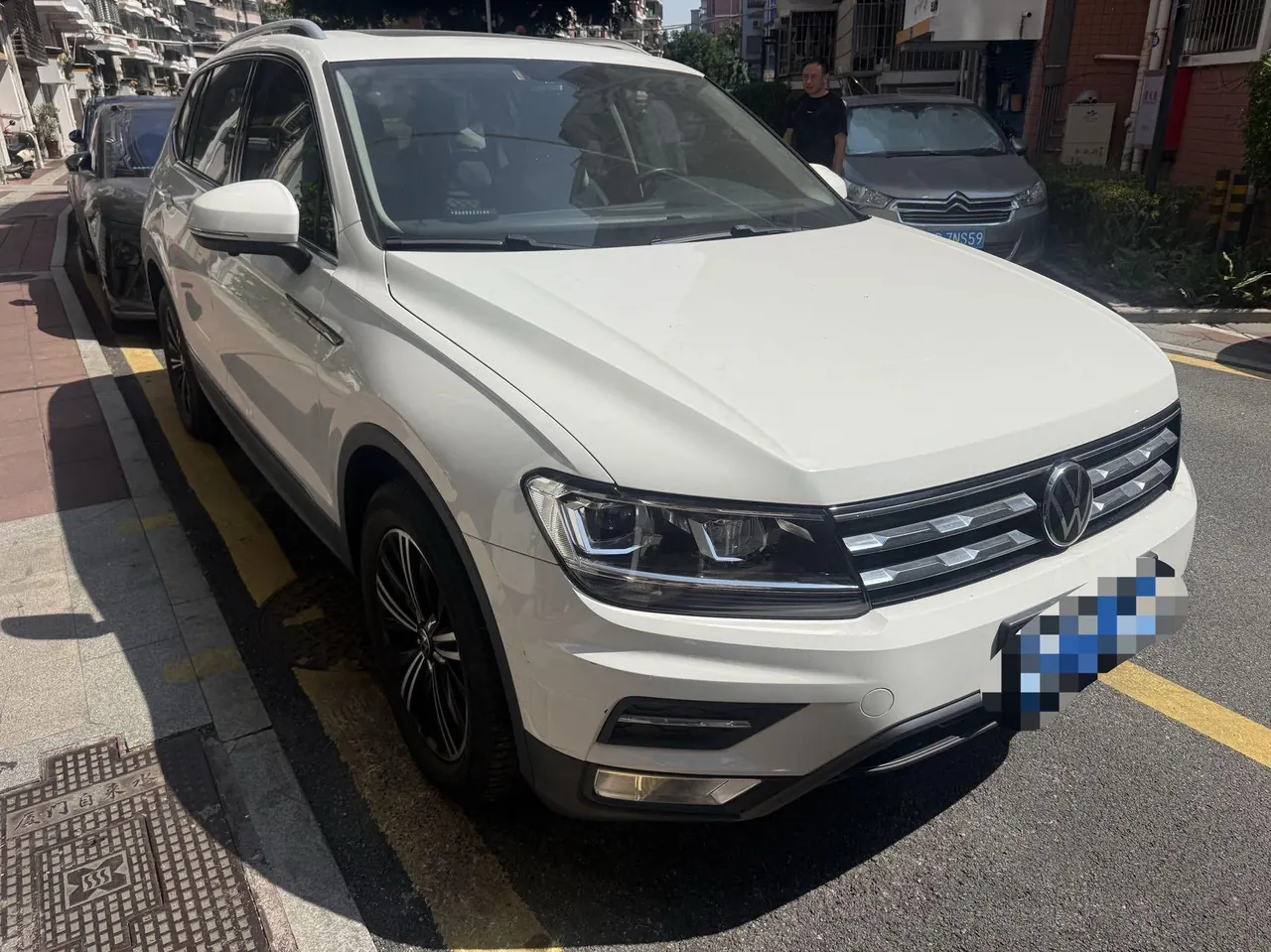 Volkswagen 2021 Tiguan L 2.0TSI 330TSI Two-Drive Smart Edition Automatic Gear 3