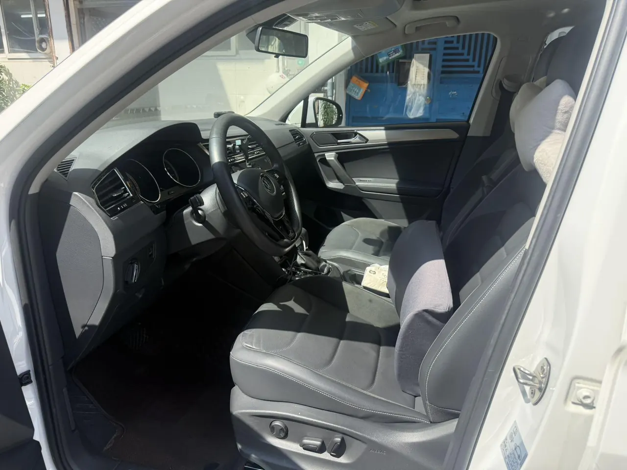 Volkswagen 2021 Tiguan L 2.0TSI 330TSI Two-Drive Smart Edition Automatic Gear 6