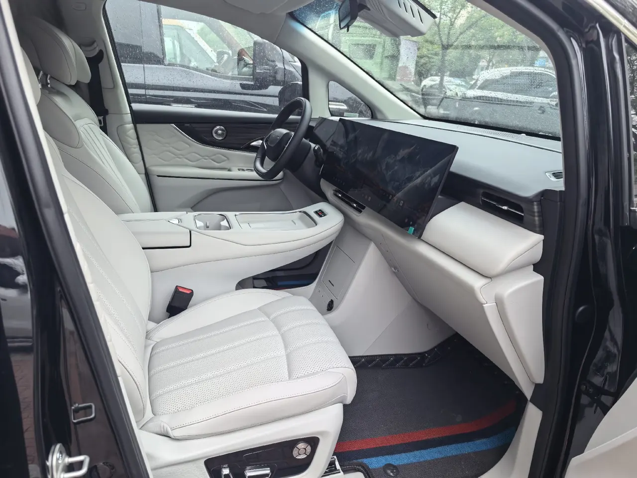 The popular 2026 xinghai V9 1.5TD 200km enjoy version of the seven-seat top camper automatic gear 7