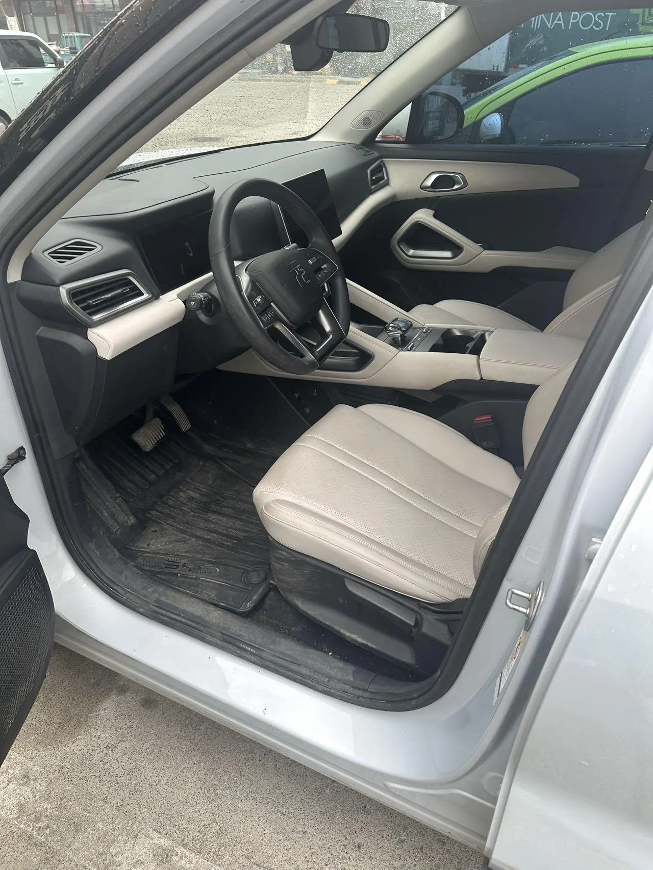 BYD 2024 Yuan UP 401KM Vital Edition Automatic Gear 5