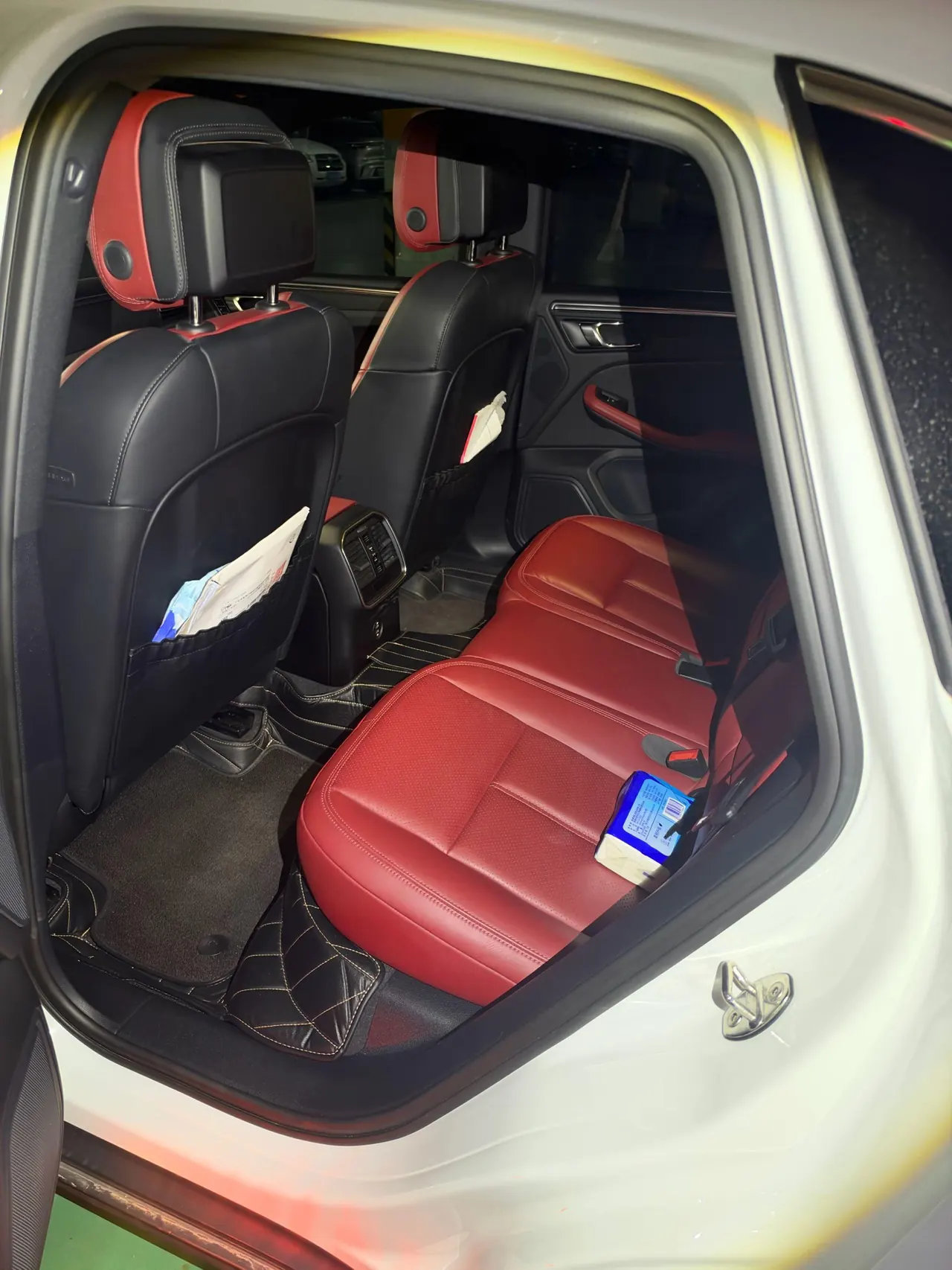 Porsche Macan (Imported) 2024 Macan 2.0T Automatic Gear 3