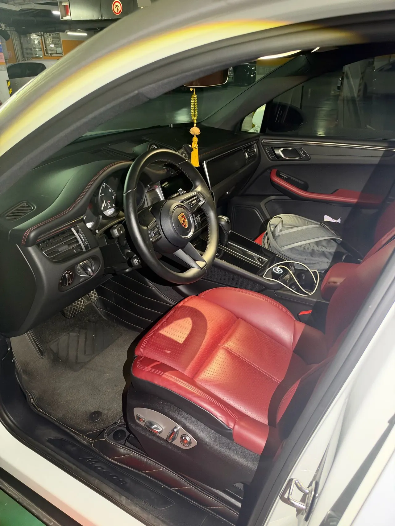 Porsche Macan (Imported) 2024 Macan 2.0T Automatic Gear 4
