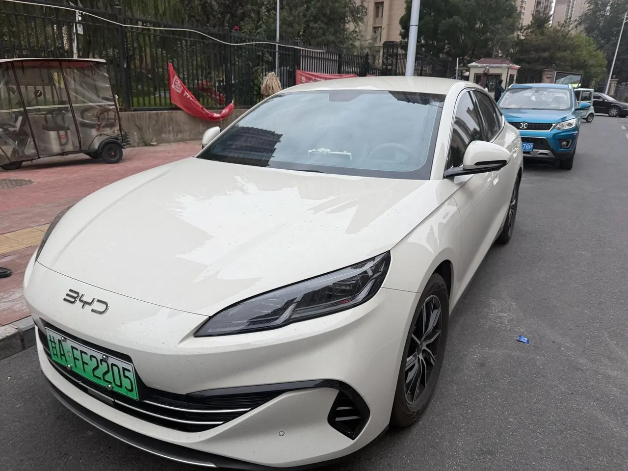 BYD 2024 seals 06 DM-i 1.5 stepless 80KM luxury automatic gear - View 1