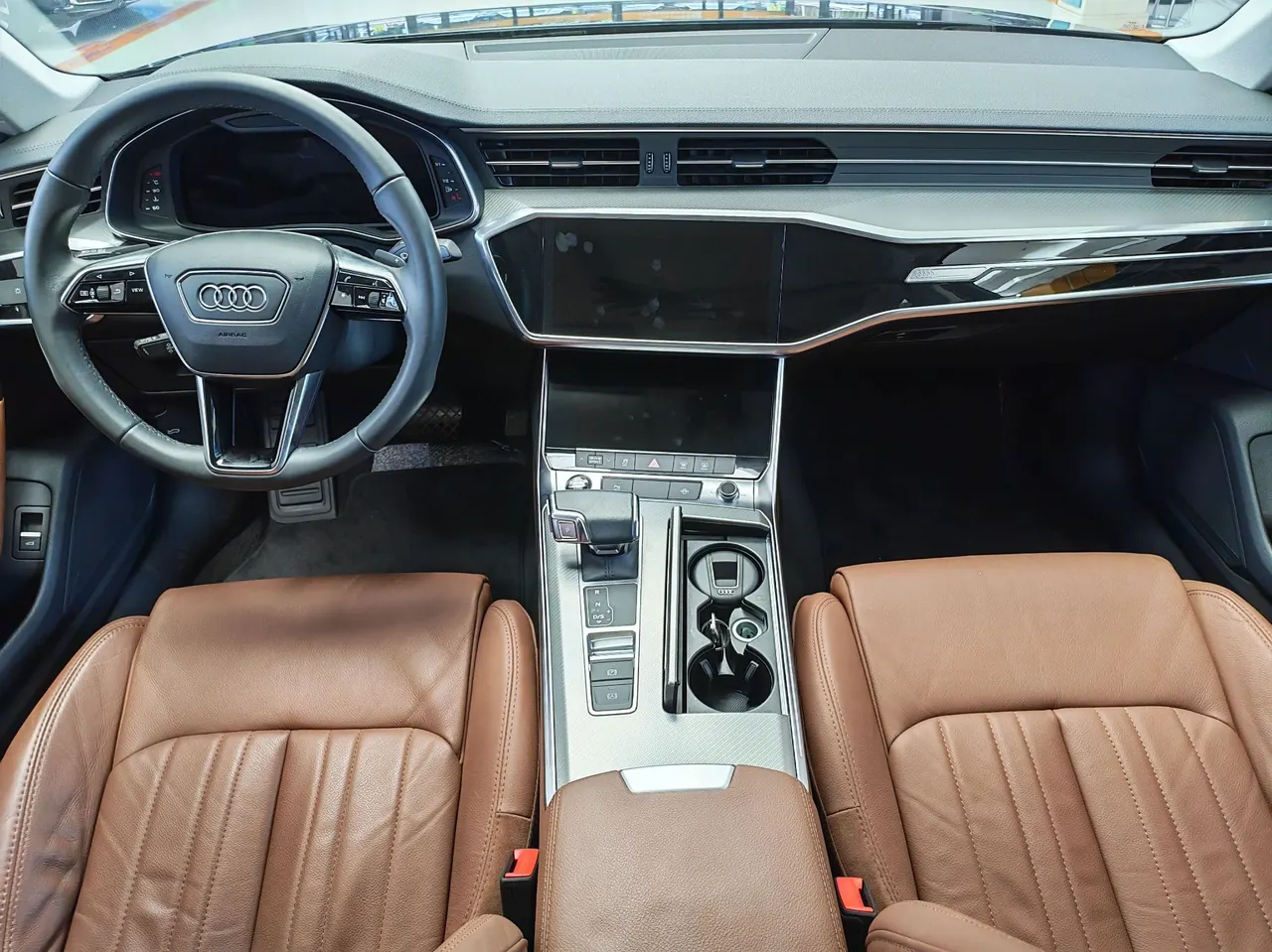 Audi 2021 A6L 2.0TFSI 45TFSI Zhenzhiya Automatic Gear 3