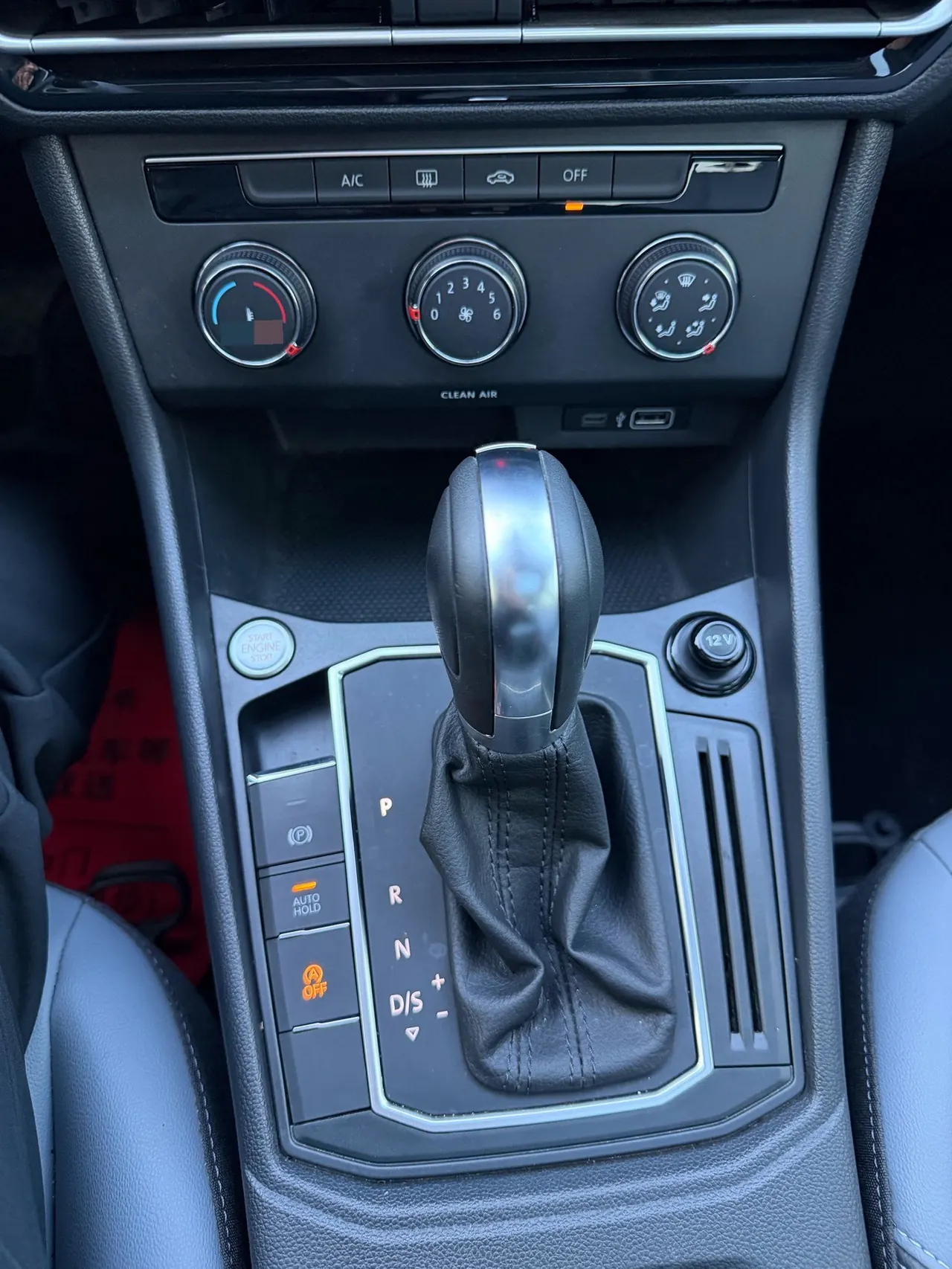Volkswagen 2024 LaVida 1.5 5 Million Edition Automatic 14