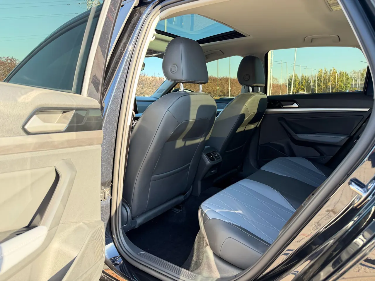 Volkswagen 2024 LaVida 1.5 5 Million Edition Automatic 7