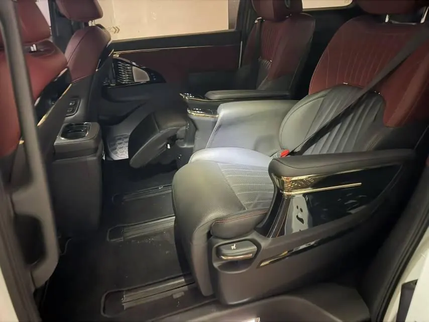 GAC Trumpchi 2024 M8 2.0T 400T Grandmaster Series Supreme‑Grade Automatic 3