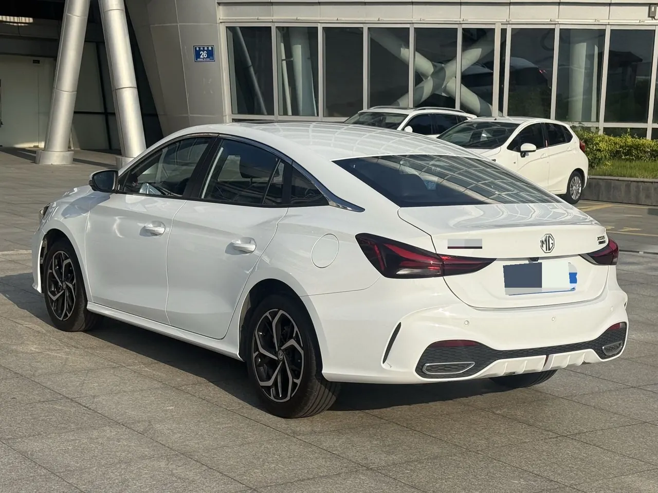 MG 2025 MG5 1.5TGI 300TGI Global Flagship Automatic Gear 6
